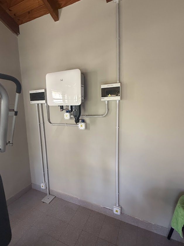 Inversor solar instalado